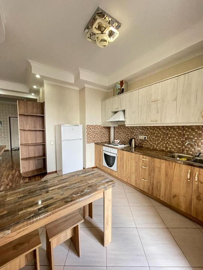 Rent Home Kg! Апартаменты По Уметалиева Рыскулова Bischkek Exterior foto